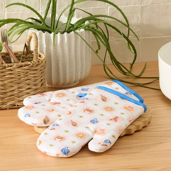 Premium Heat Resistant Oven Mitts 2Pcs Extra Long Kitchen Gloves For Baking Cooking BBQ And Grilling Durable Cotton (Random Colour And Design )