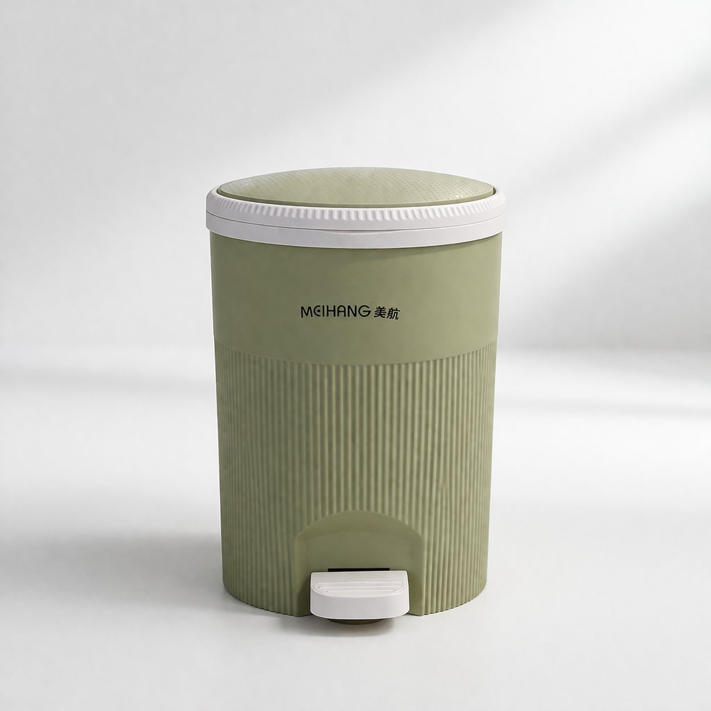 Royal Round Garbage Bin With Pedal - Standard size Trash Can with Lid for Kitchen, Bathroom & Office