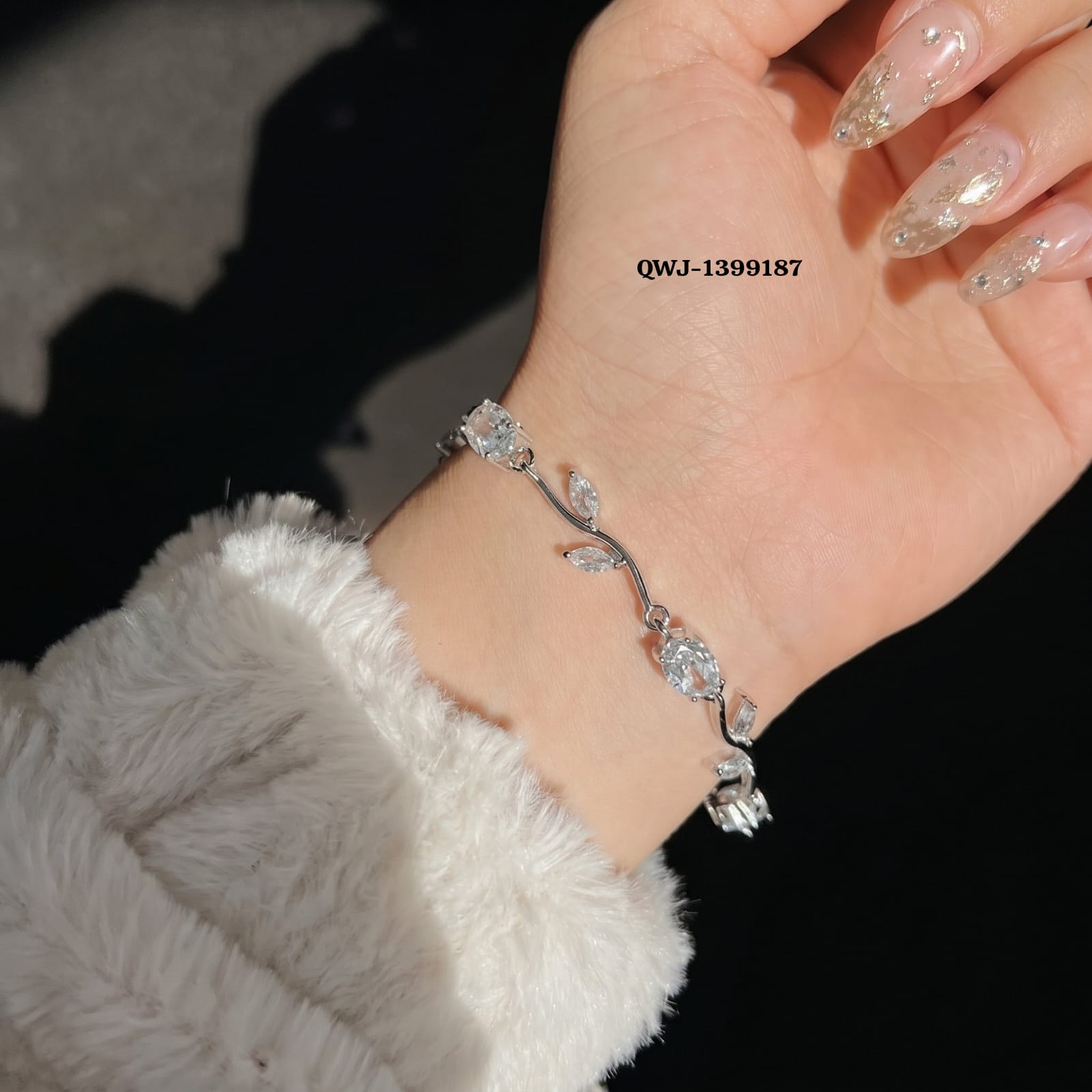 Tulip Bracelet Premium Quality Stainless Steel Elegant