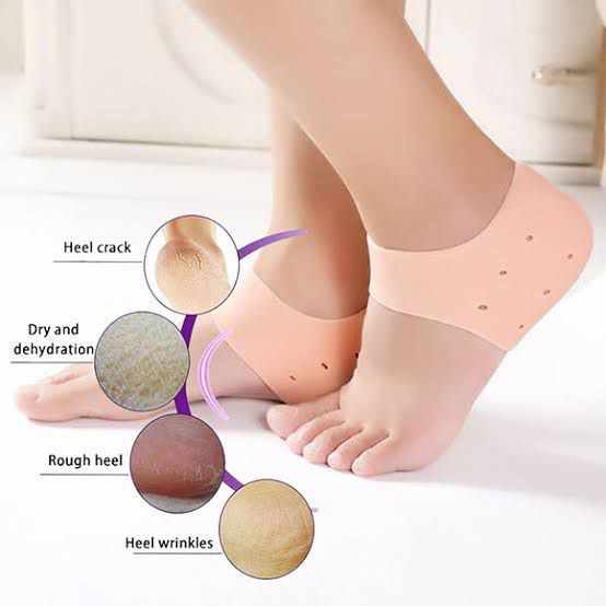 Silicone Anti-Crack Half Heel Socks Set – photo 1