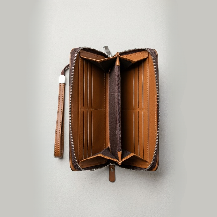 Kingro Premium Long Zipper Wallet with Phone Pocket �Multi Card Holder Organizer for Men & Women