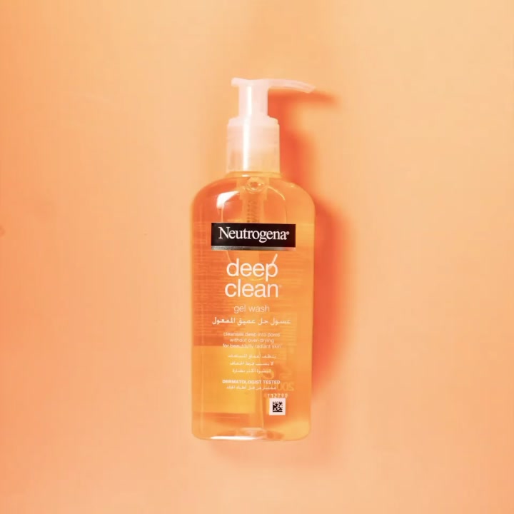 Neutrogena Deep Clean Gel Wash �Oil-Free Daily Facial Cleanser for Oily &amp; Combination Skin (200ml)