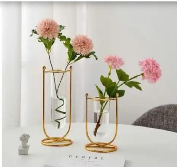 Golden Iron Vase for Home Decor, 11.5cm x 11.5cm x 15.5cm