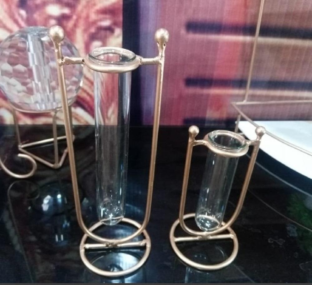 Golden Iron Vase for Home Decor, 11.5cm x 11.5cm x 15.5cm