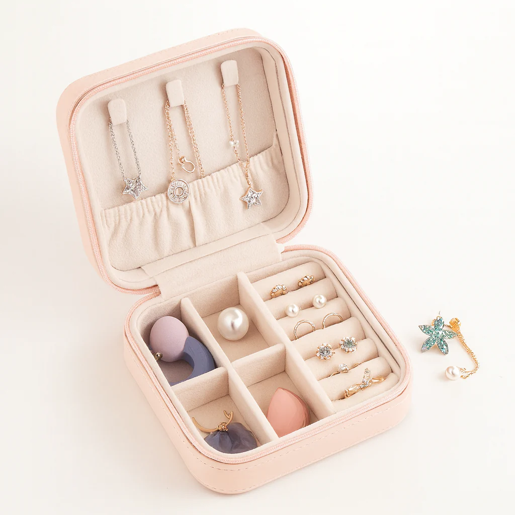 Portable Jewelry Storage Box | Leather Organizer | Travel Case | Multipurpose Gift Box for Jewellery & Hair Accessories (Random Colour)