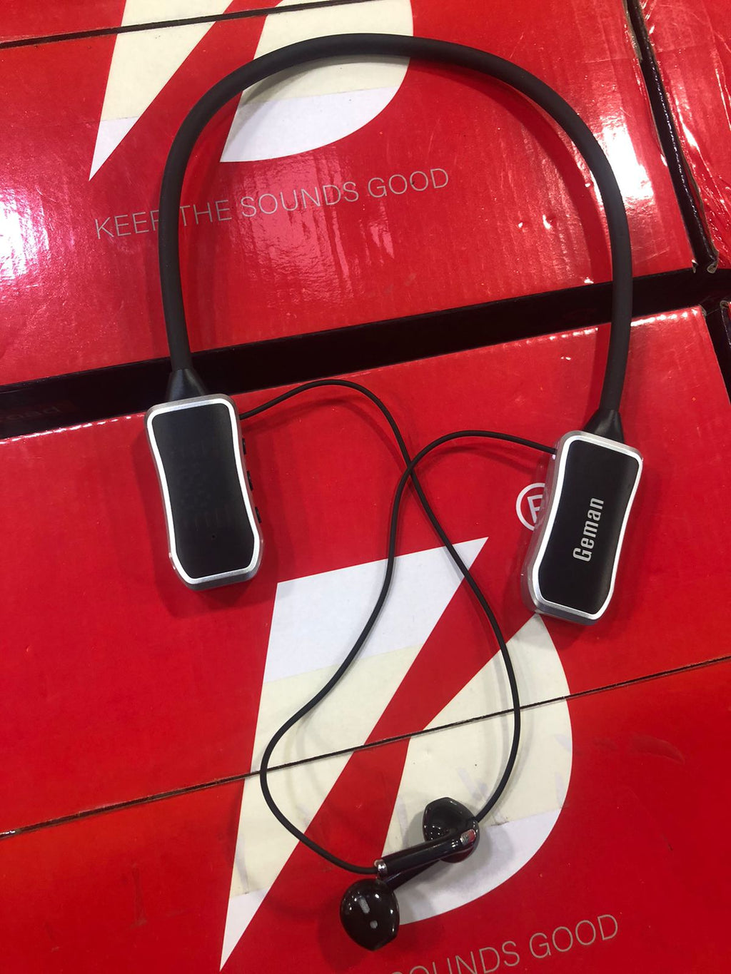 Geman GN-07 Wireless Neckband Headset | Bluetooth Earphones | Clear Sound & Deep Bass | Comfortable & Portable