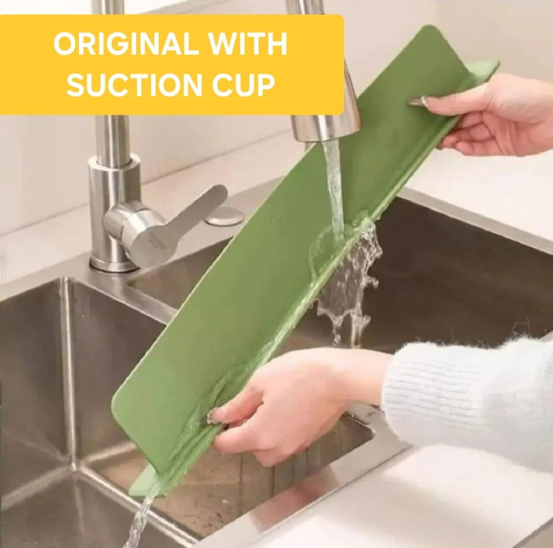 Silicone Sink Splash Guard �Anti-Spill Faucet Stopper, Flexible Oil-Proof Water Baffle Plate with Strong Suction Cups-Random Colour