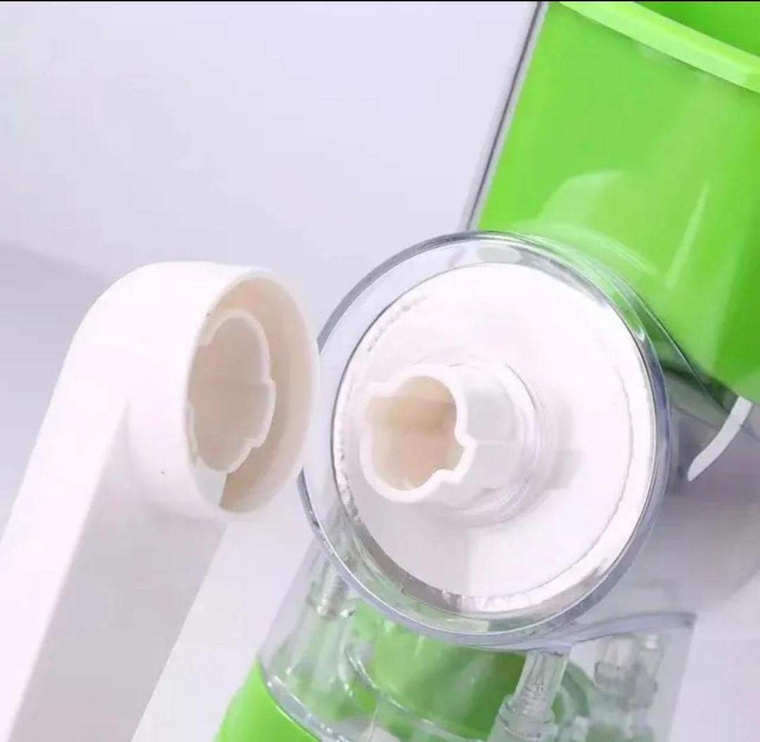 Manual Kitchen Grater with 3 Stainless Steel Blades