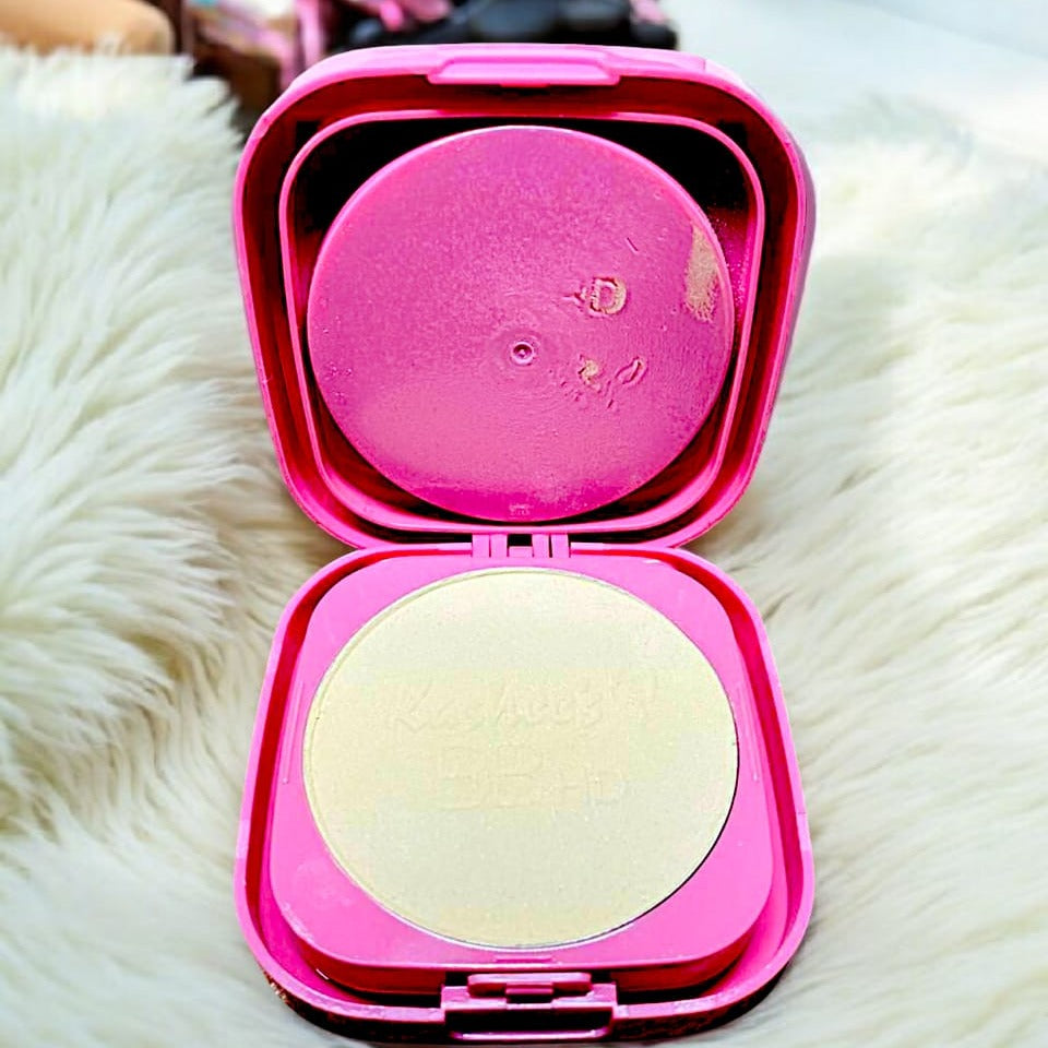 Kashees BB HD Matte And Poreless 2 In 1 Face Powder �Flawless Lightweight And Long Lasting Compact For Smooth And Radiant Skin