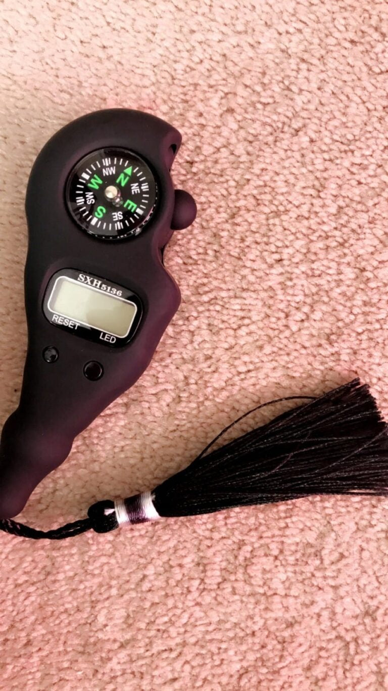 Digital Counter with Qibla Compass and Rotating Prayer Beads Portable Finger Tasbeeh Japa (random color)