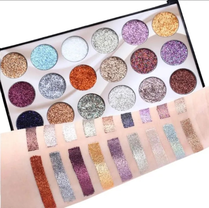 Mocallure Professional 18-Color Glitter Eyeshadow Palette �Bold, Shimmering Shades for Every Look
