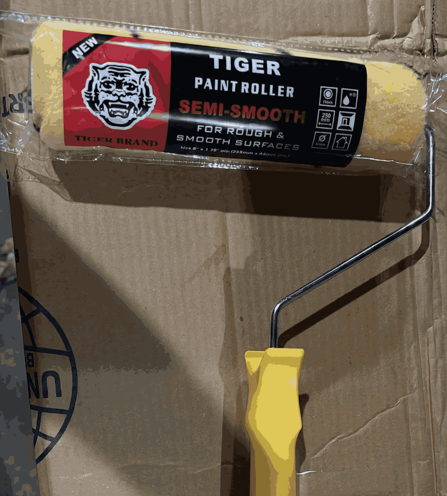 Tiger Professional Paint Roller �9-Inch Semi-Smooth Roller with Handle �Heavy-Duty Wall Painting Tool for Rough & Smooth Surfaces �DIY & Contractor Grade