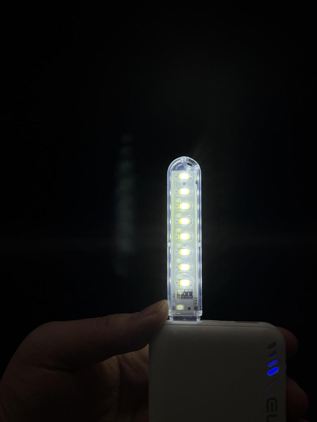 USB Mini LED Light �Portable High-Brightness Plug & Play Lamp for Laptops, Power Banks & Chargers