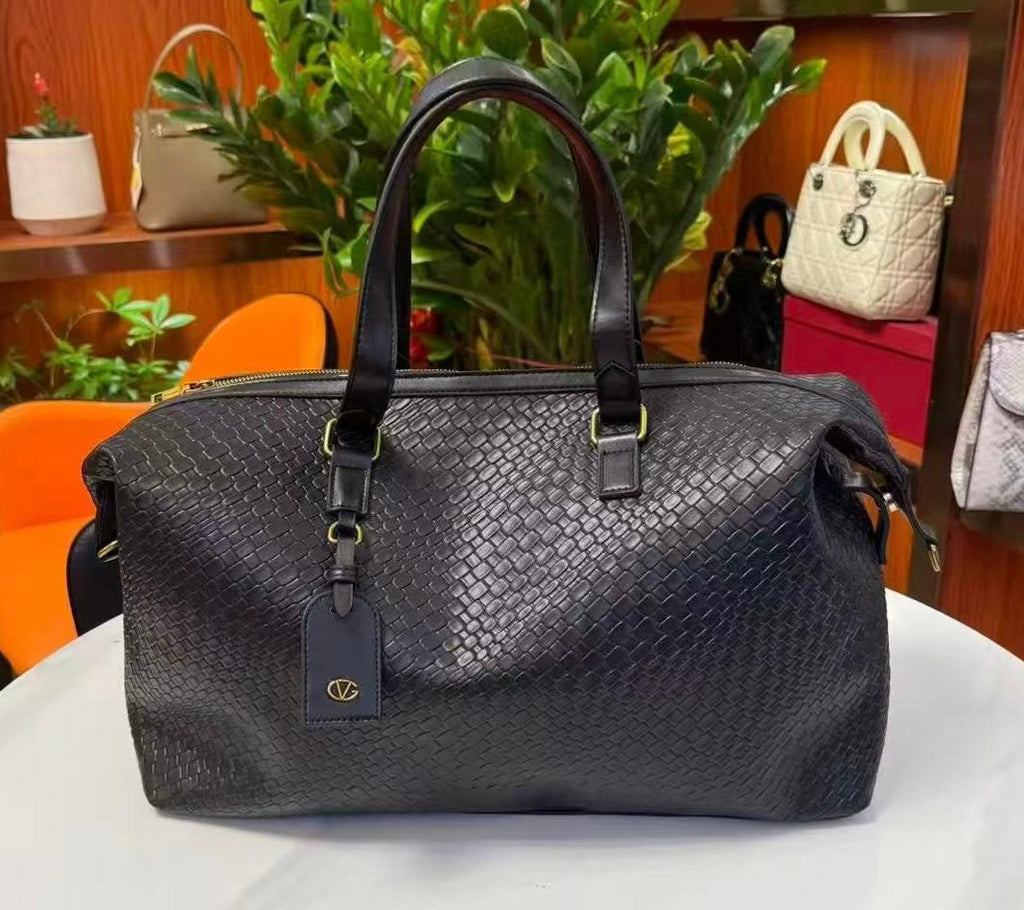 Luxury Valentino Imported Travel Duffel Bag (20 ? 13 Inches) �High-Quality Woven Texture Handbag | Premium Large Capacity Weekender Bag (without box)