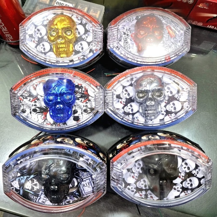 Universal 125cc Motorcycle LED Skull Tail Light �Multi-Color Fancy Rear Back Light for Bikes