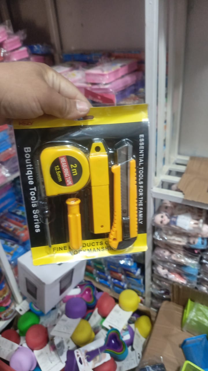 5-piece screwdriver tape measure art knife combination set