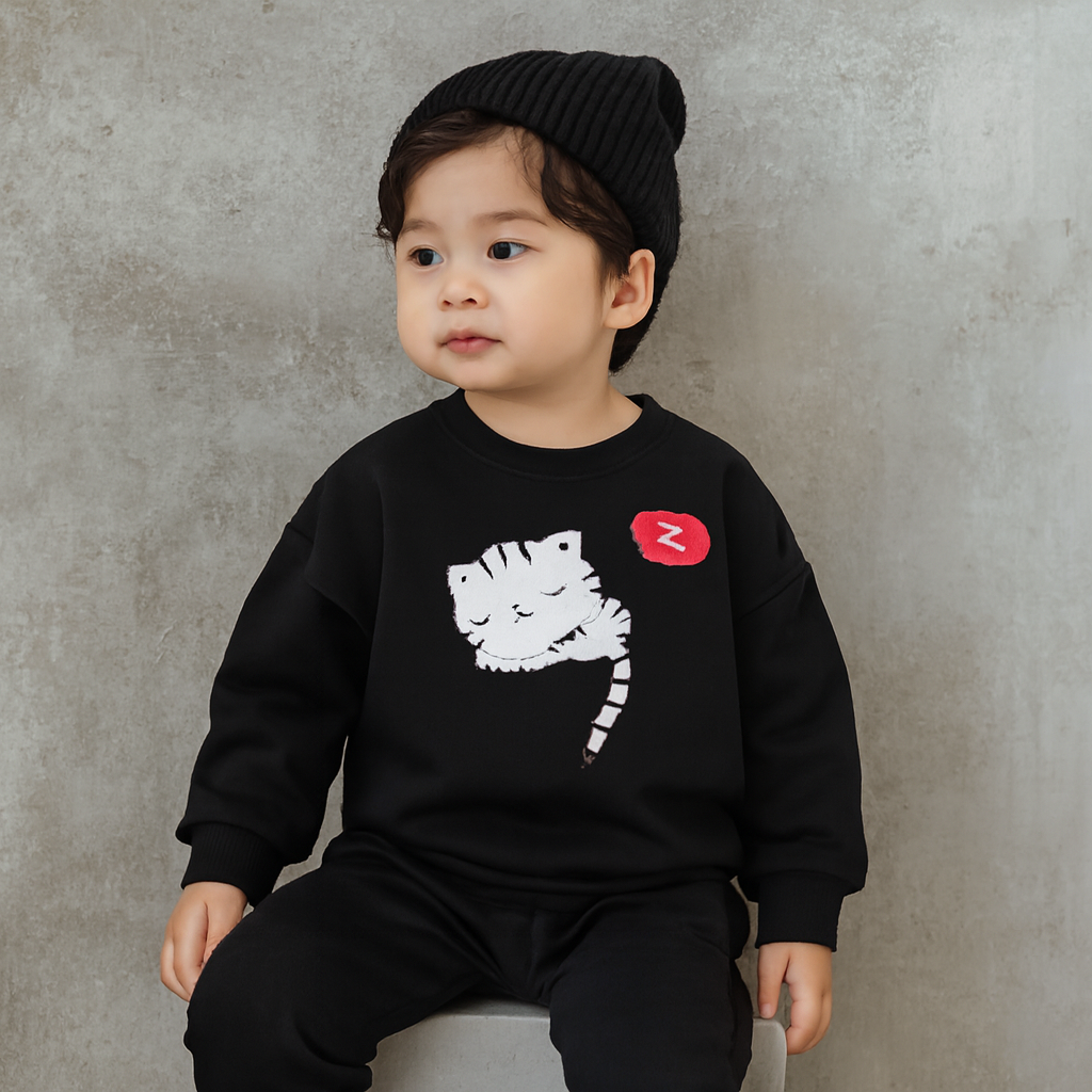 Black Cat Printed Kids Tracksuit | Winter Fleece Sweatshirt & Trouser Set for Boys & Girls �Warm, Cozy & Stylish Outfit small