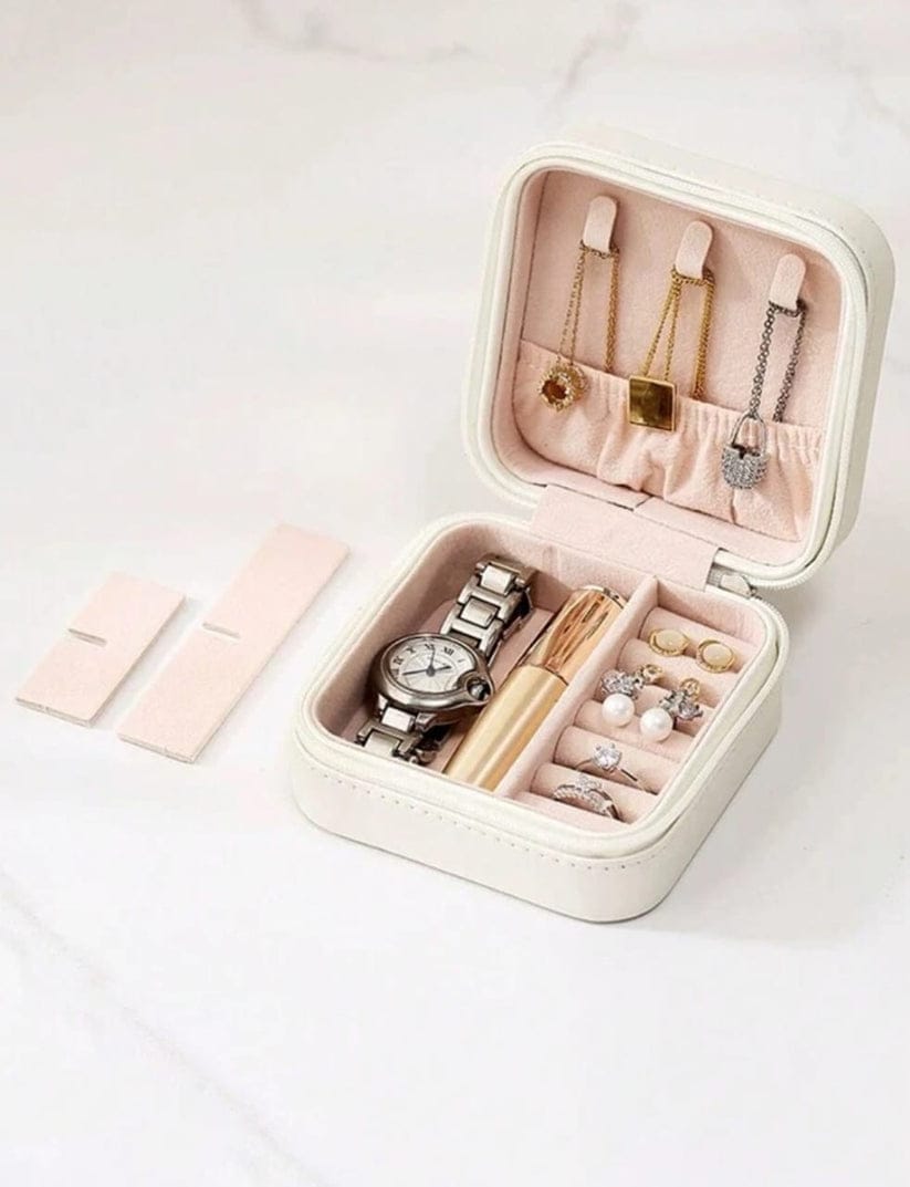QSJ-178 Mini Jewelry Organizer �Compact Storage Box, Elegant and Practical Accessory for Women- RANDOM COLOUR