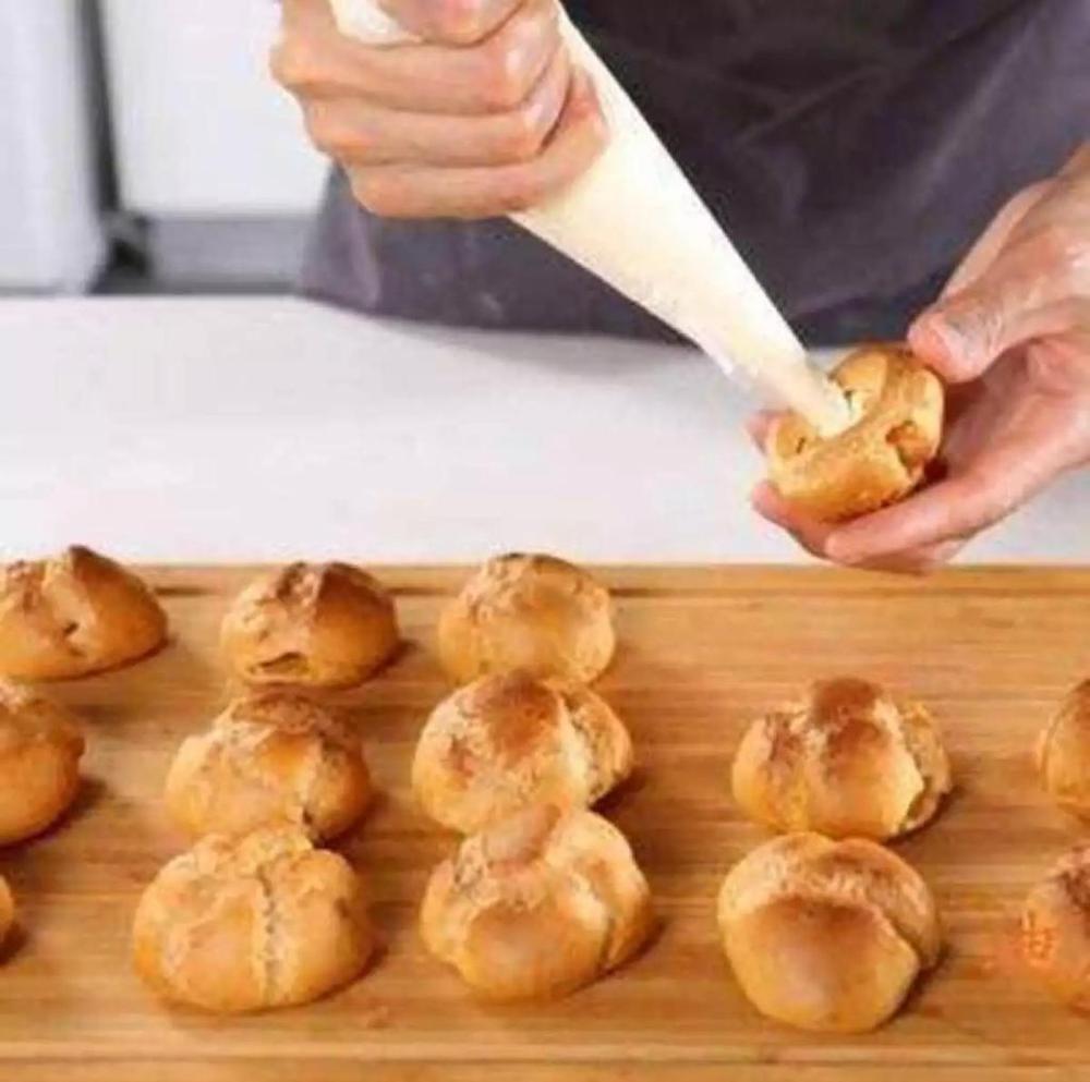 Cake Decoration Bags for Bakers