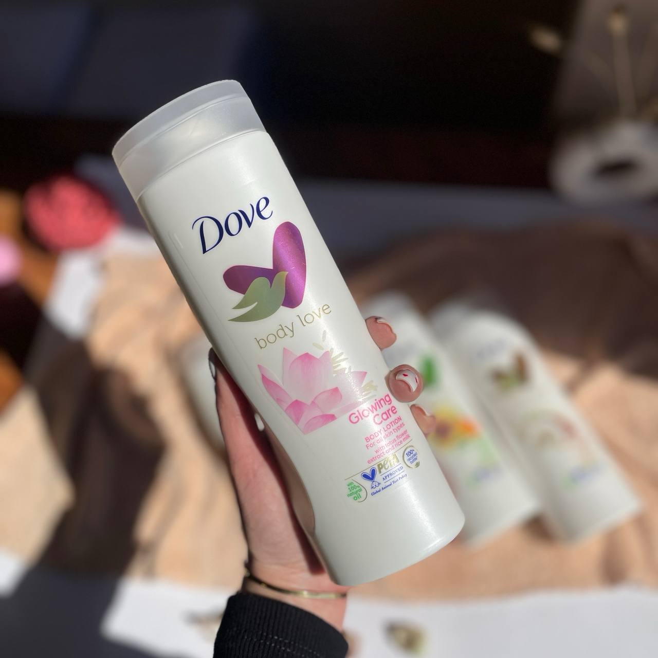 Dove Glowing Care Body Lotion 250ml | Deep Nourishing And Hydrating Liquid Lotion For Smooth, Radiant, And Soft Skin