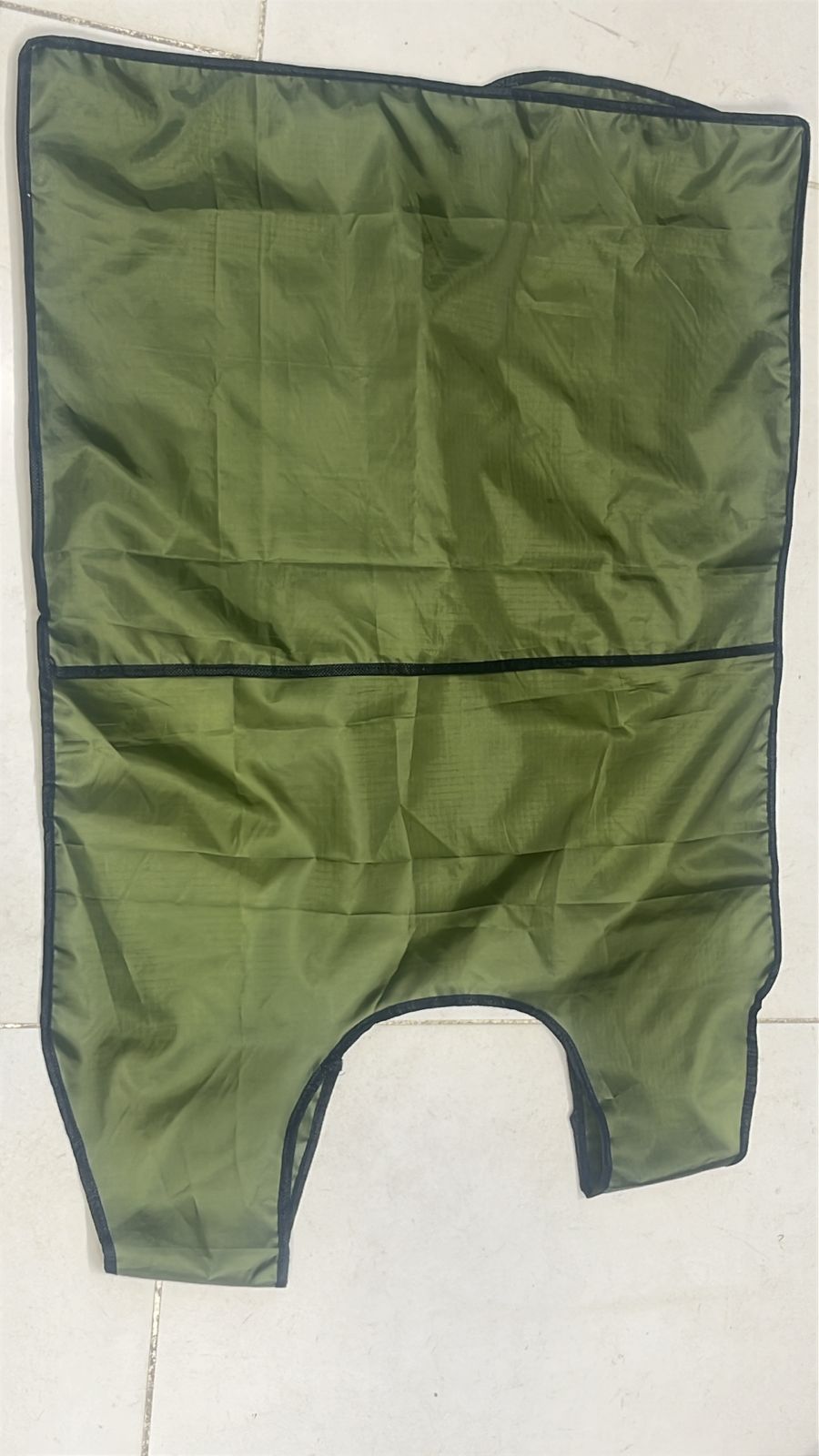 Laundry Bag Apron With Pocket Durable Fabric Storage Organizer Apron Size 21x22 Cm Pocket Size 22x14 Cm | Random Color