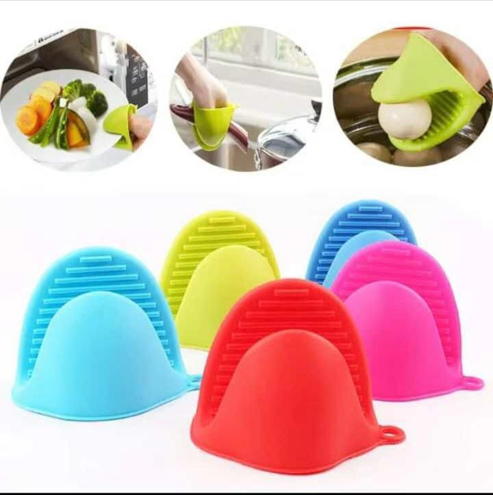 1 Pair Silicone Heat Resistant Glove Clip �Non-Slip Insulation Pot & Bowl Holder, Cooking and Baking Oven Mitt (Random Color)