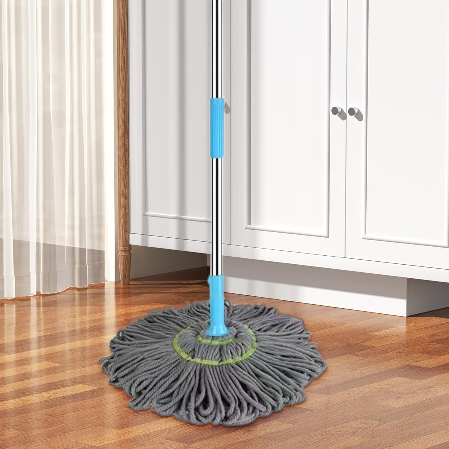 Royal's  Super Absorbent Twist Mop