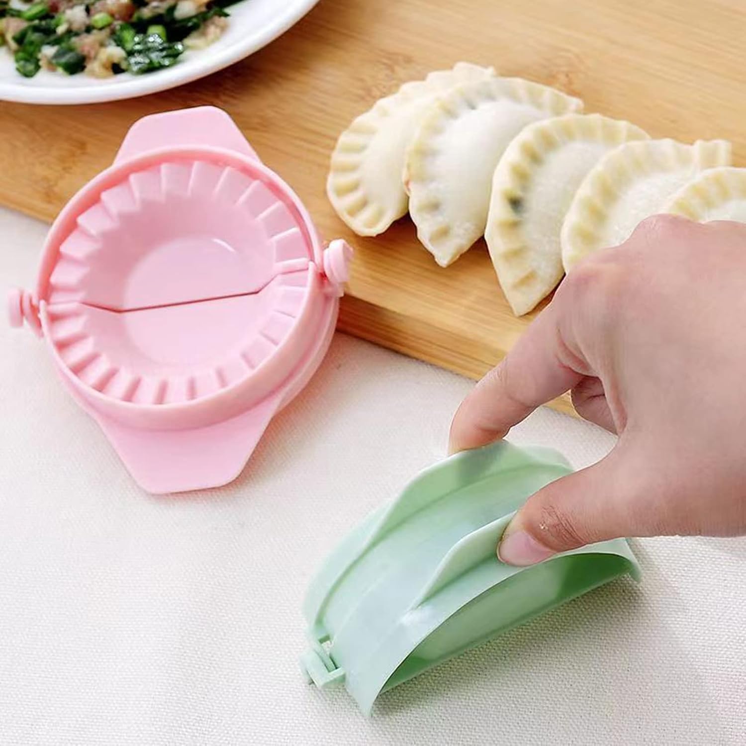 Samosa Maker &amp; Dumpling Shaper �Dough Press Mold for Samosas, Dumplings, Gujiyas, and Stuffed Pastries | Easy-to-Use Kitchen Tool | Random Color