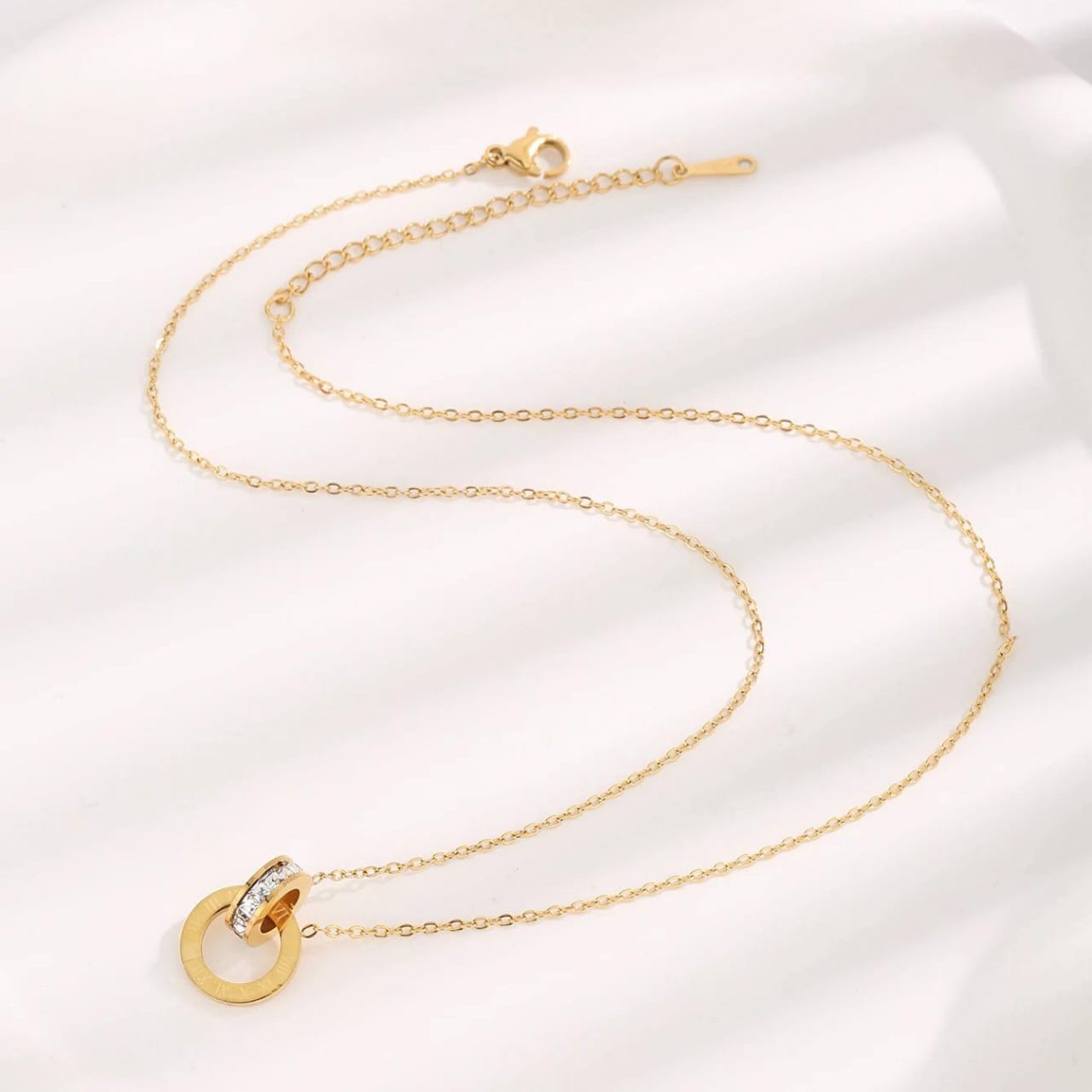 QCT-175 Roman Circle Stainless Steel Necklace �Elegant Jewellery, Stylish Accessory for Women
