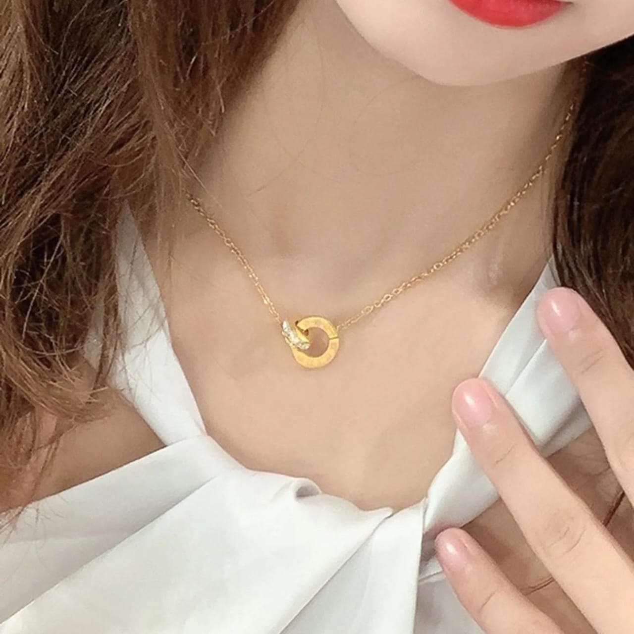 QCT-175 Roman Circle Stainless Steel Necklace �Elegant Jewellery, Stylish Accessory for Women