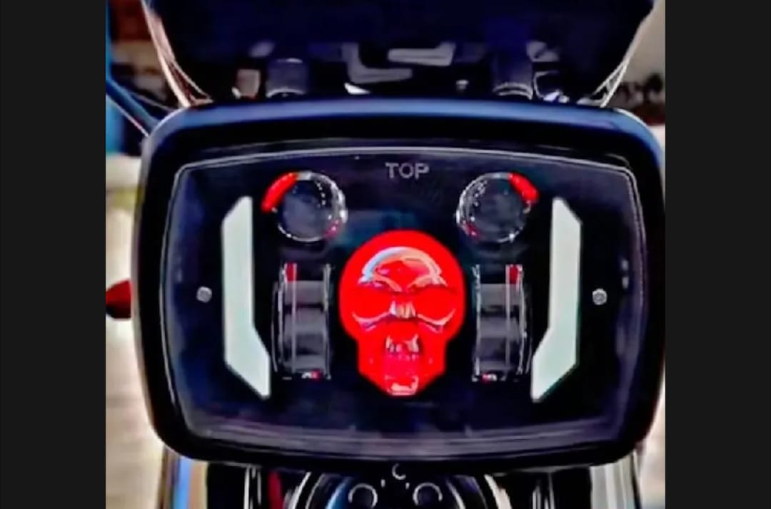 Premium Skull Headlamp for Honda CD70 & CG125 �Aggressive Red Skull DRL with Dual LED Projectors