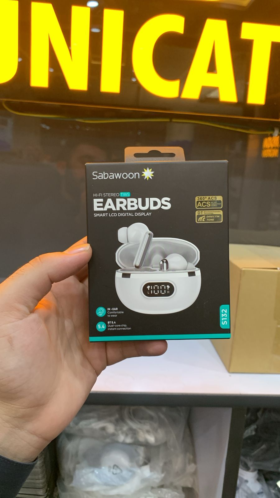 Sabawoon Smart Digital Display Wireless Earbuds �Bluetooth these earbuds are perfect for music & gaming