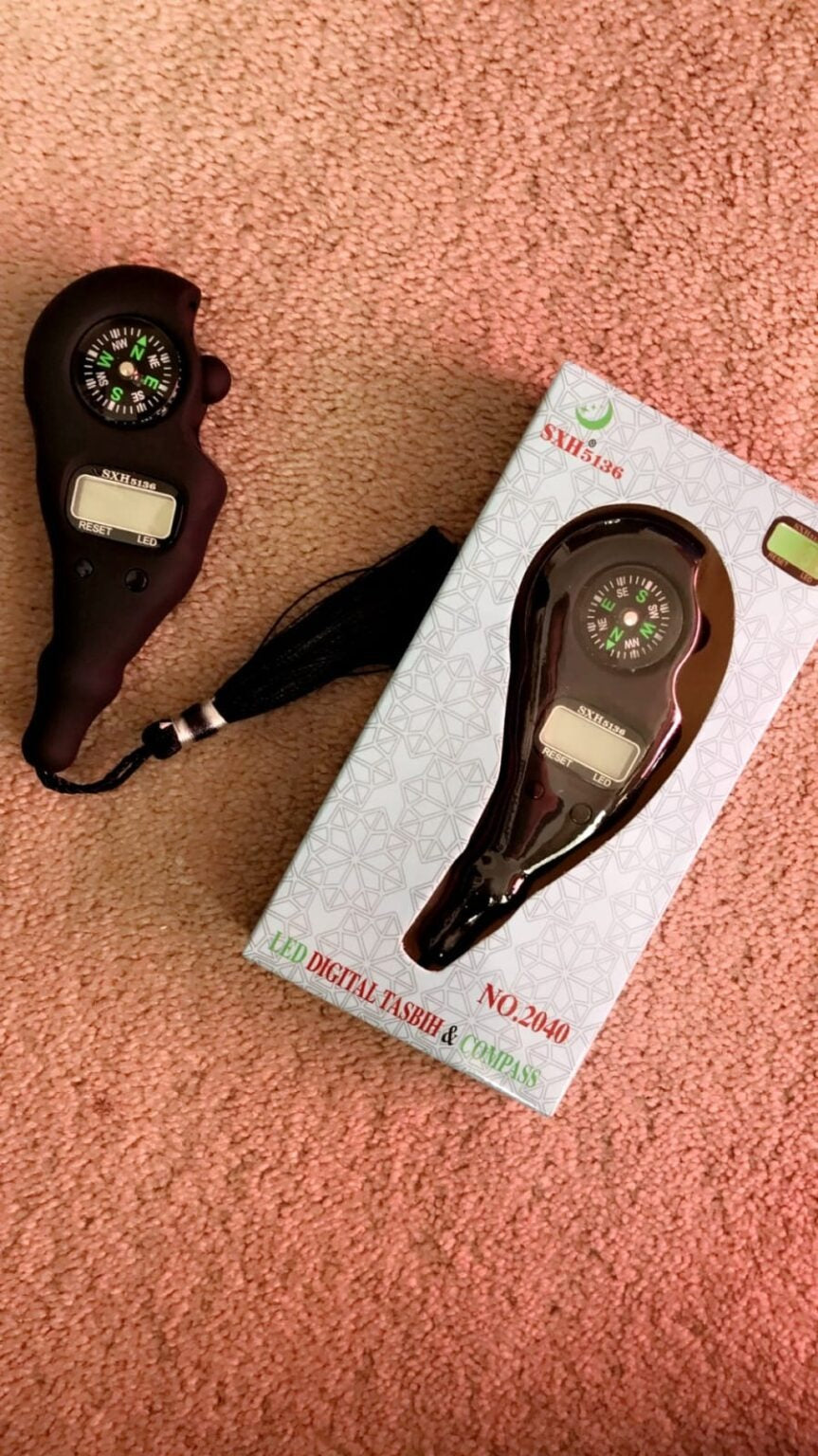 Digital Counter with Qibla Compass and Rotating Prayer Beads Portable Finger Tasbeeh Japa (random color)