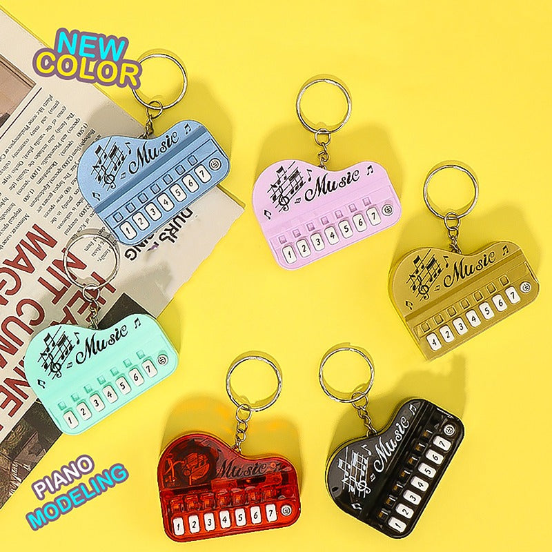 Portable Mini Piano Keychain Musical Toy – photo 4
