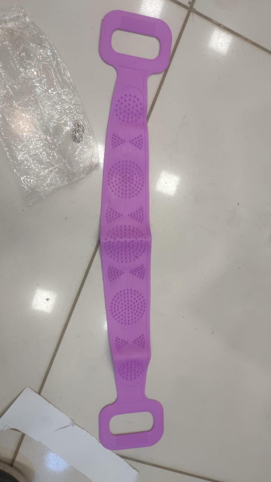 Silicone Back Scrubber Strap | Soft Exfoliating Body Wash Belt for Bath & Shower (Random Color)