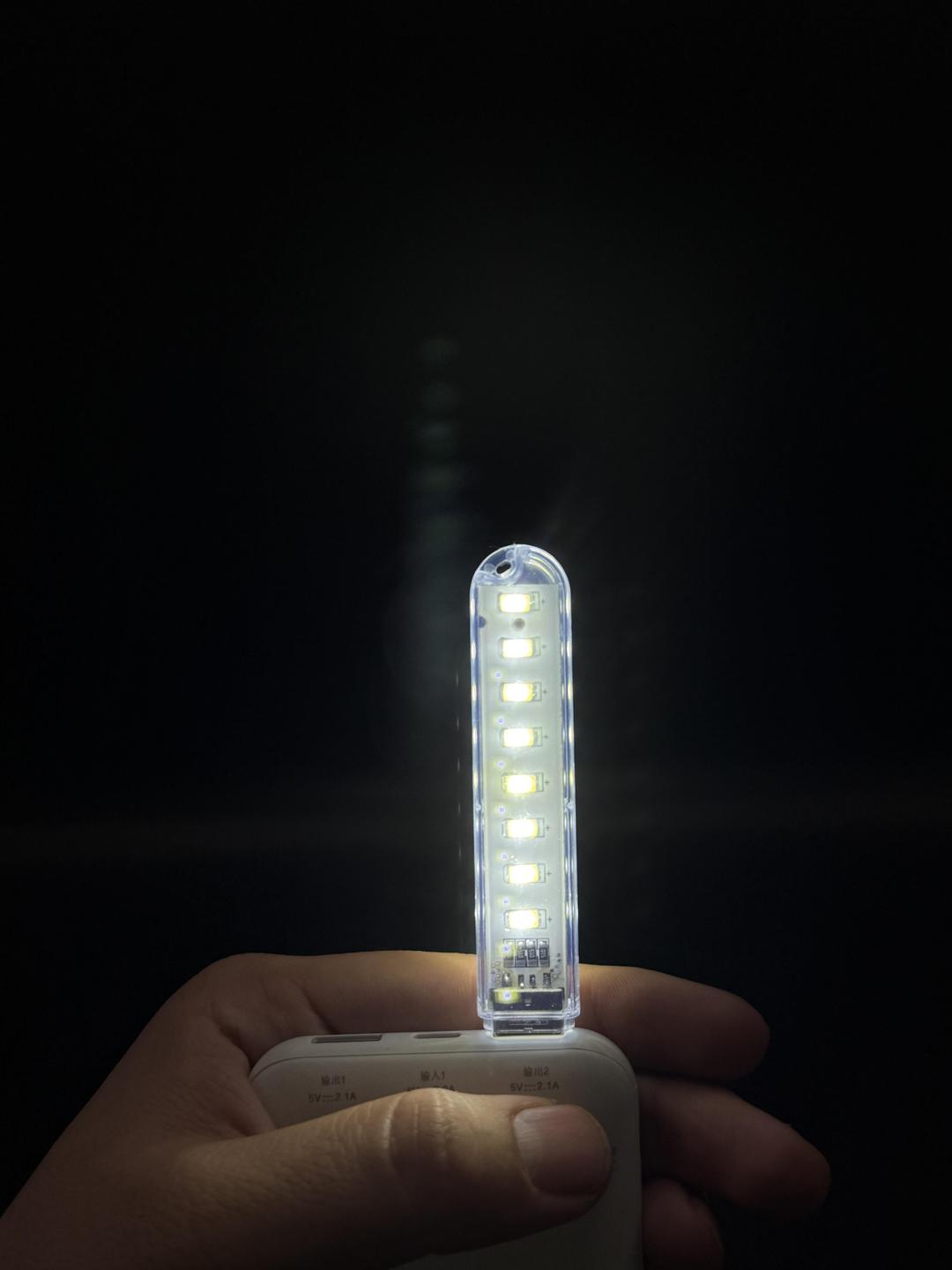 USB Mini LED Light �Portable High-Brightness Plug & Play Lamp for Laptops, Power Banks & Chargers