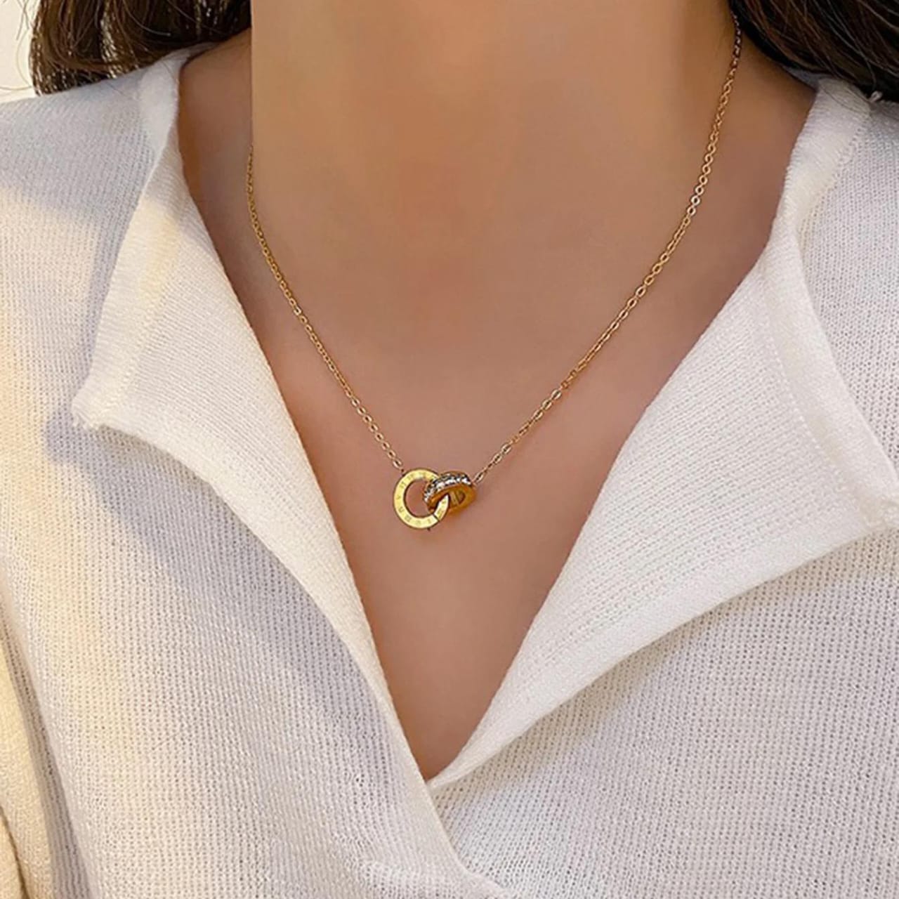 QCT-175 Roman Circle Stainless Steel Necklace �Elegant Jewellery, Stylish Accessory for Women