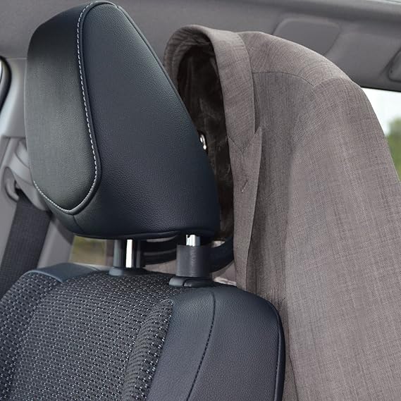 Car Back Seat Coat Hanger �Keep Clothes Neat and Organized