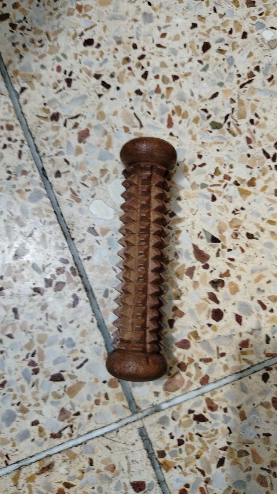 Handcrafted Wooden Palm Massager �Reflexology & Acupressure Hand Roller