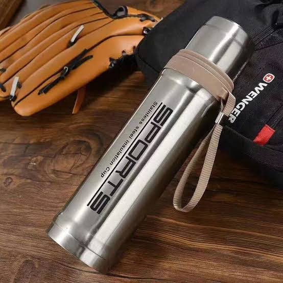 750ml Sports Water Bottle �Leakproof BPA-Free Gym & Fitness Drinking Bottle | Random Color