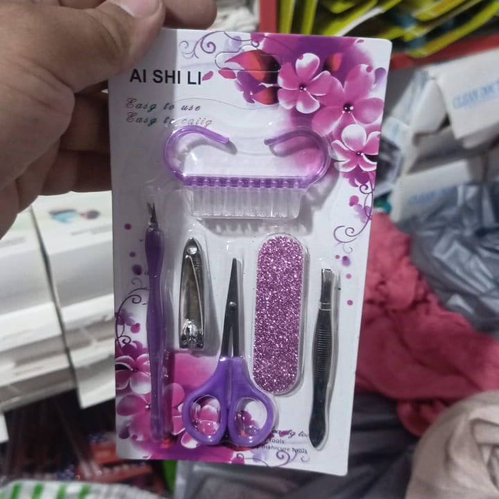 Multi Purpose Nail Manicure Care Set Providing Complete Grooming Everyday Nail Care Support