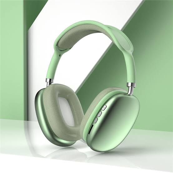 P9 White Bluetooth 5.0 Headphones with 400mAh