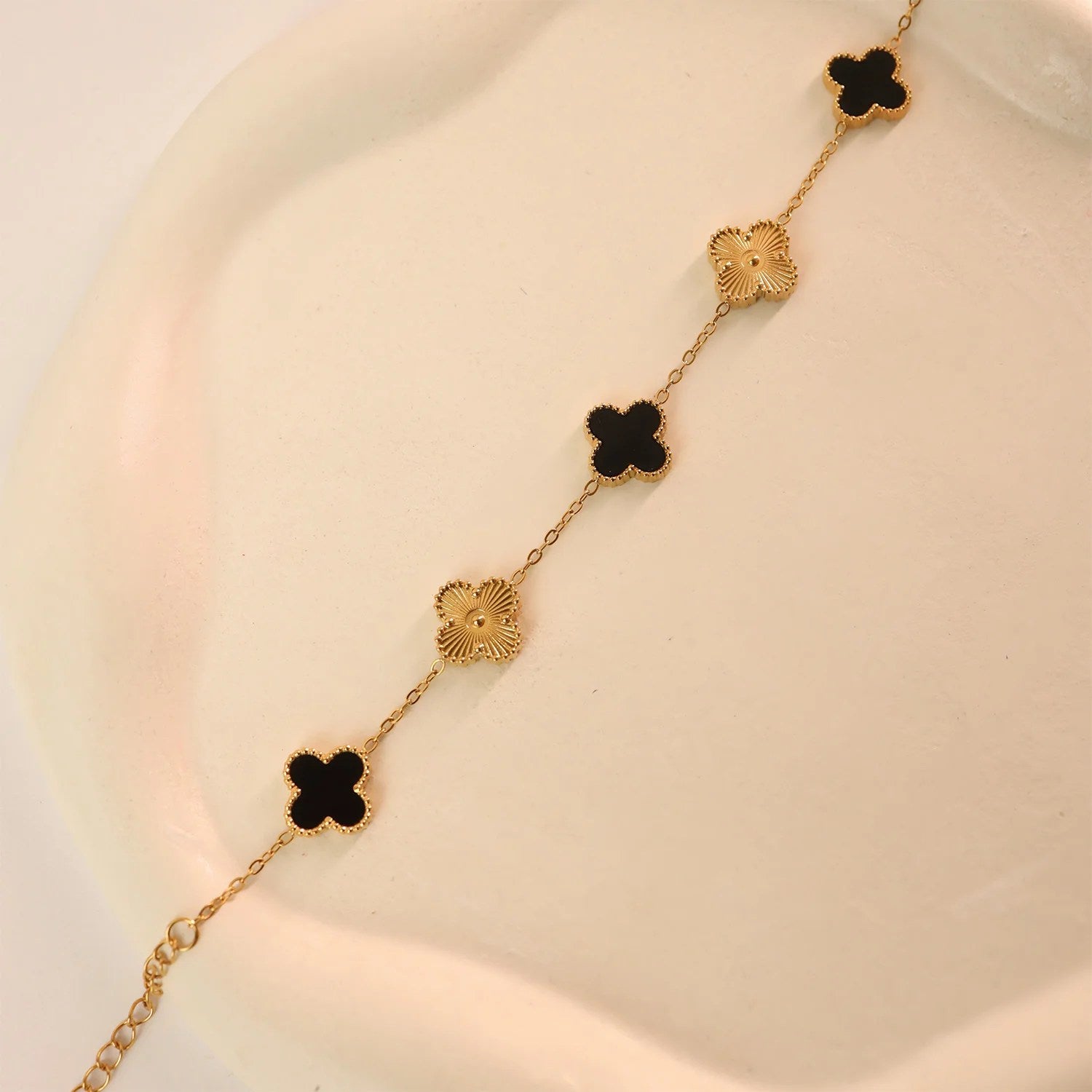 QXT-134 Clover 2-in-1 Bracelet �Stainless Steel | Versatile & Stylish Accessory