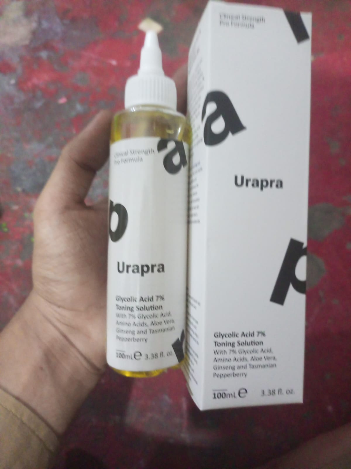 Urapra Glycolic Acid 7% Toning Solution �Exfoliating Toner for Bright & Smooth Skin (100ml)