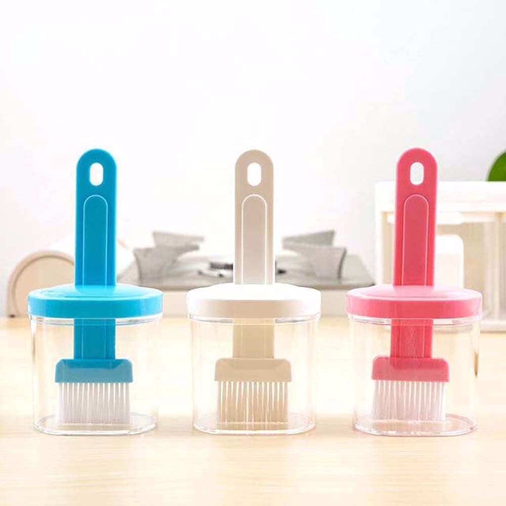 Plastic Oil Bottle Seasoning Dispenser with Silicone Rubber Bristle Brush for BBQ, Oil Brush Bottle Set Oil Storage Container for Kitchen (random color )