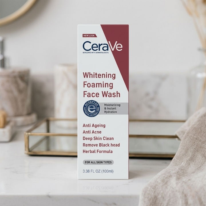 CeraVe Foaming Face Wash �Brightening Cleanser with Ceramides for Normal to Oily Skin (100ml)