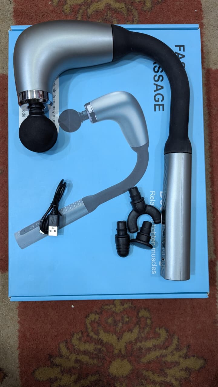 Long-Handle Fascial Gun Massager �Ergonomic Percussion Massage Tool with 4 Interchangeable Heads �Rechargeable Full Body Muscle Relaxer