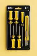 Set of 5 Screwdrivers &amp; 1 Cutter �High Quality Hand Tool Kit with 2 Straight, 3 Cross Screwdrivers &amp; Sharp Cutter for Household and DIY Use