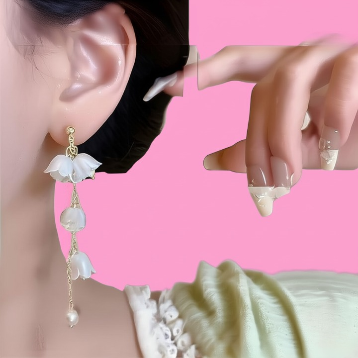 Pearl Korean Flower Earrings for Women �Elegant White Floral Design with Classic Pearl Detailing | Stylish Fashion Jewelry for Parties, Weddings, and Daily Wear | AWJ-998