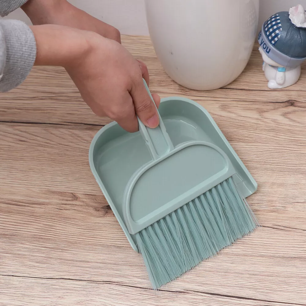 1 Pc Imported Mini Broom &amp; Dustpan Set - Perfect for Desktop Cleaning and Quick Cleanups (Random Color)